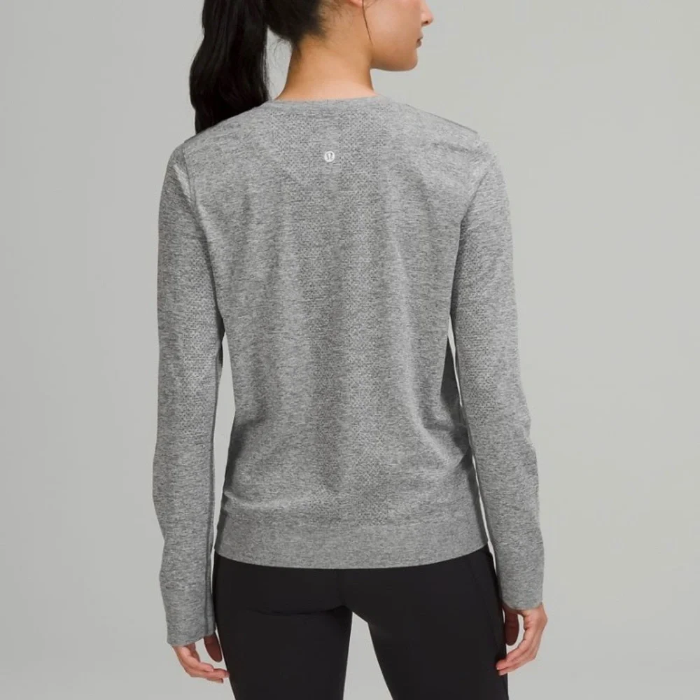 Lululemon Swiftly Relaxed Long sleeve shirt Slate Grey SIZE 4 barely worn - Picture 2 of 2